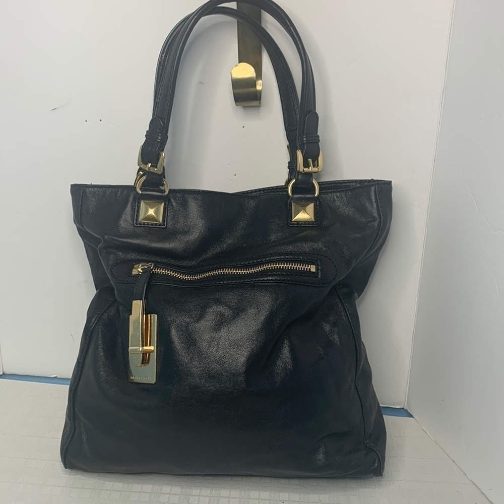 Michael Michael Kors pebbled leather tote